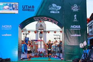 BIB: 
                            <button type="button" onclick="openModal(21814311)" class="btn btn-primary btn-sm float-right btn-popup" data-toggle="modal" data-target=".modal-high-quality">
                        <i class="fas fa-shopping-cart"></i> Add to Cart
                    </button>
                                            <button type="button" onclick="isThisMe(21814311, true)" class="btn btn-success btn-sm float-right btn-popup btn-isme hidden" data-toggle="tooltip" data-placement="bottom" title="นี่คือรูปของคุณใช่ไหม คลิกที่นี่เพื่อเอาเข้าอัลบั้ม">
                        <i class="fas fa-plus"></i> Add to album
                    </button>
                    <button type="button" onclick="isThisMe(21814311, false)" class="btn btn-warning btn-sm float-right btn-popup btn-isnotme hidden">
                        <i class="fas fa-ban"></i> Remove from album
                    </button>